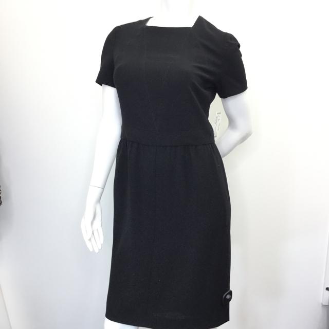 Women's Chanel Square Neck Dress. Size 40 - Chic To Chic Consignment