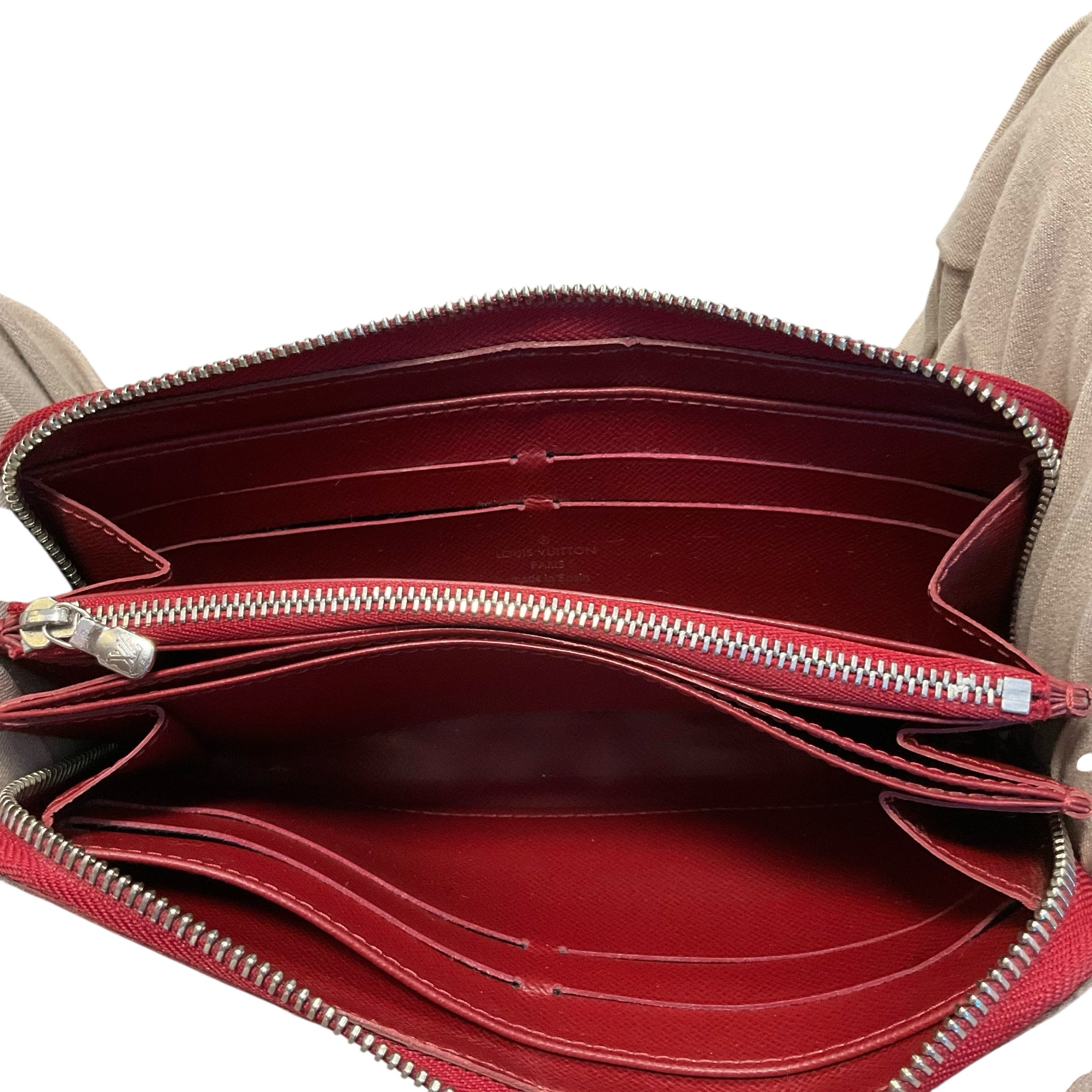 Authentic Louis Vuitton Accessory – Chic At The Beach