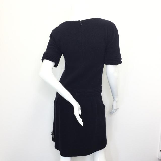 Women's Chanel Short Sleeve Dress. Size 38 - Chic To Chic Consignment