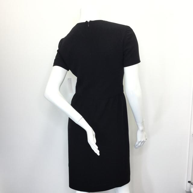 Women's Chanel Square Neck Dress. Size 40 - Chic To Chic Consignment